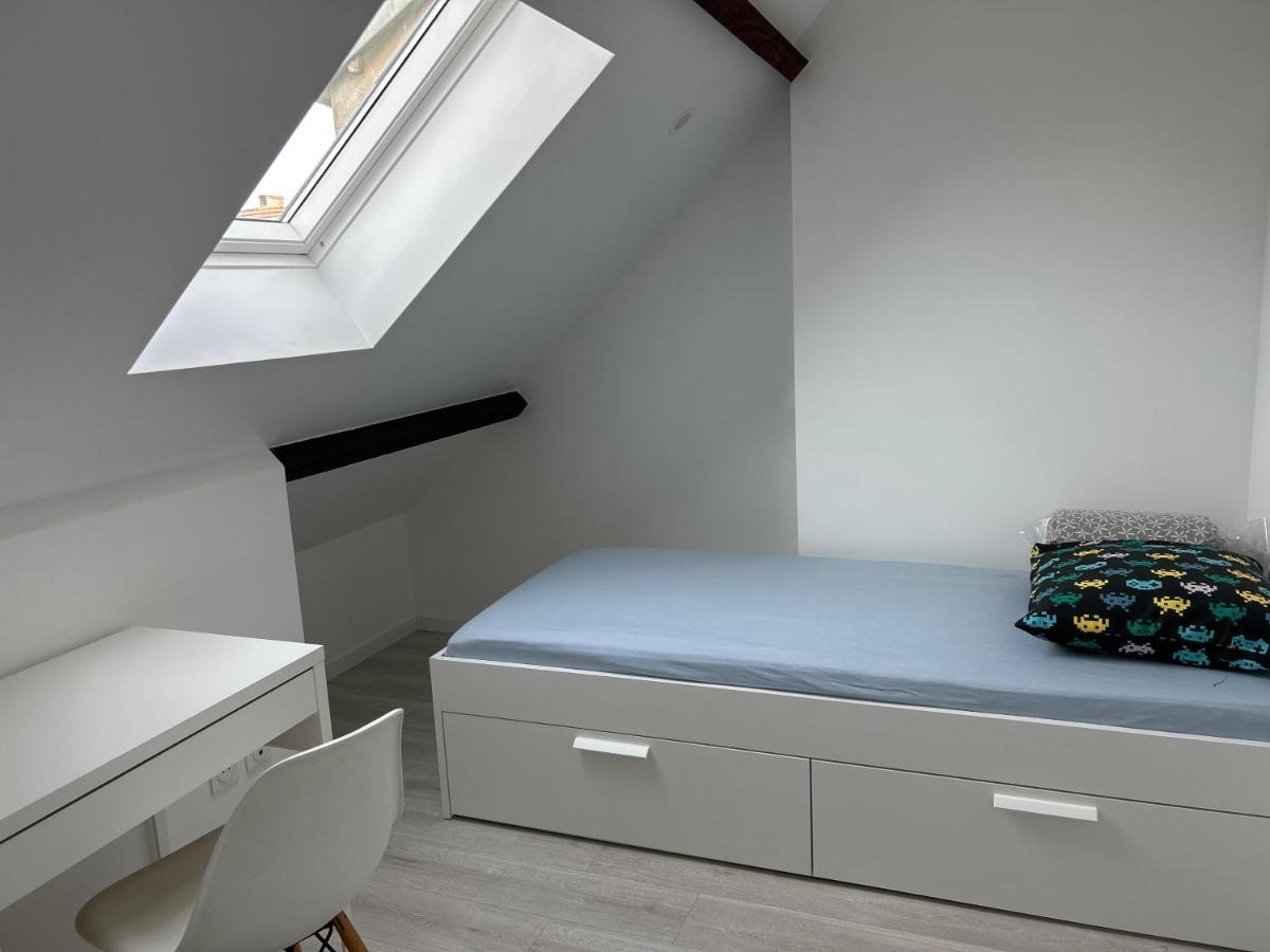 F3 Au Grenier D'Une Maison Massy  Extérieur photo