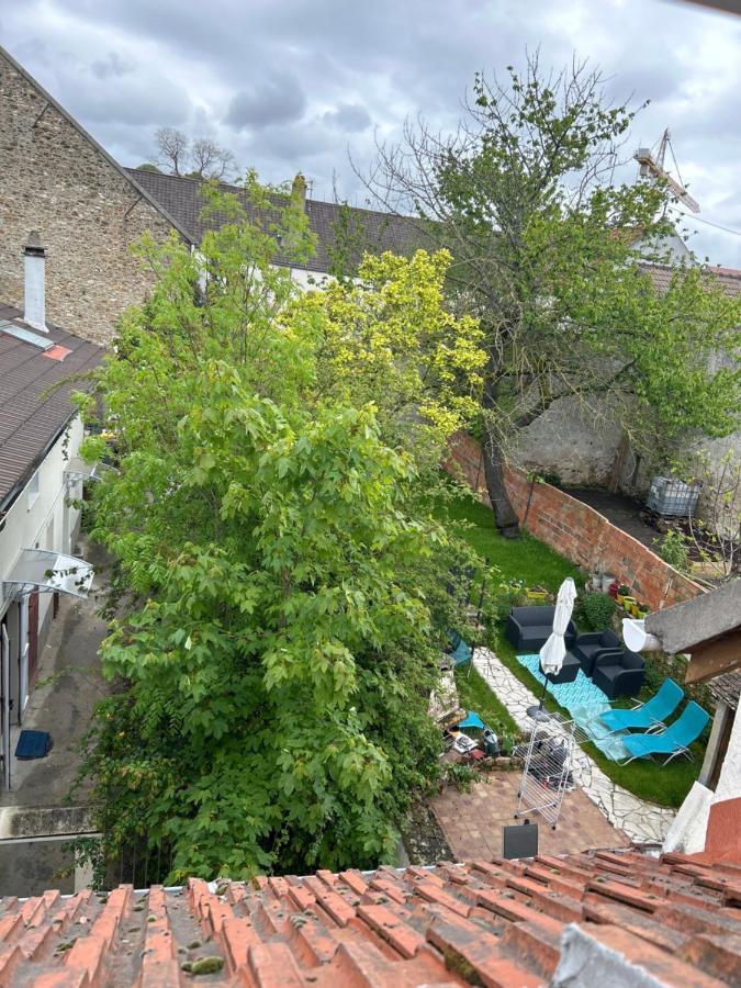 F3 Au Grenier D'Une Maison Massy  Extérieur photo